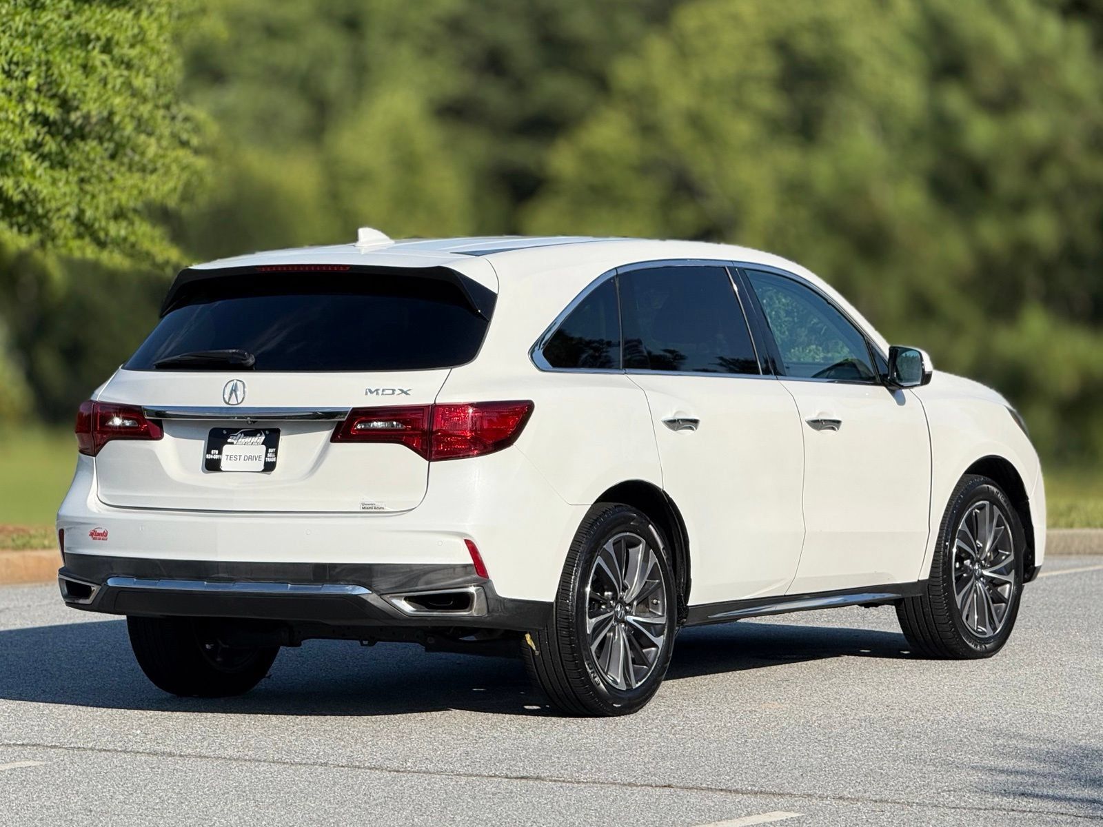 Used 2020 Acura MDX w/ Technology Package FWD image 10