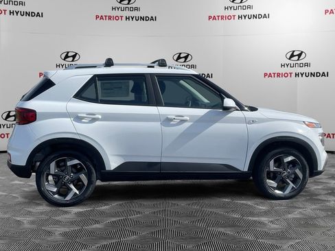New 2026 Hyundai Venue SEL FWD image 8
