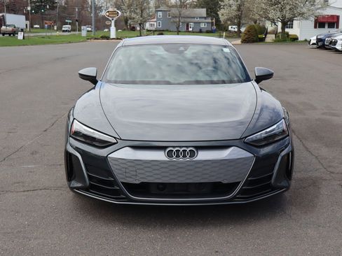 Used 2022 Audi e-tron GT Premium Plus AWD/4WD image 3