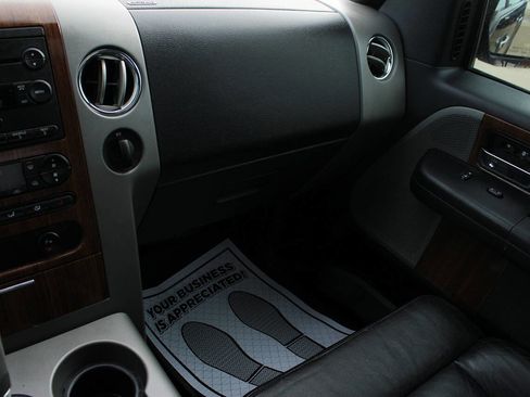 Used 2004 Ford F150 Lariat image 14