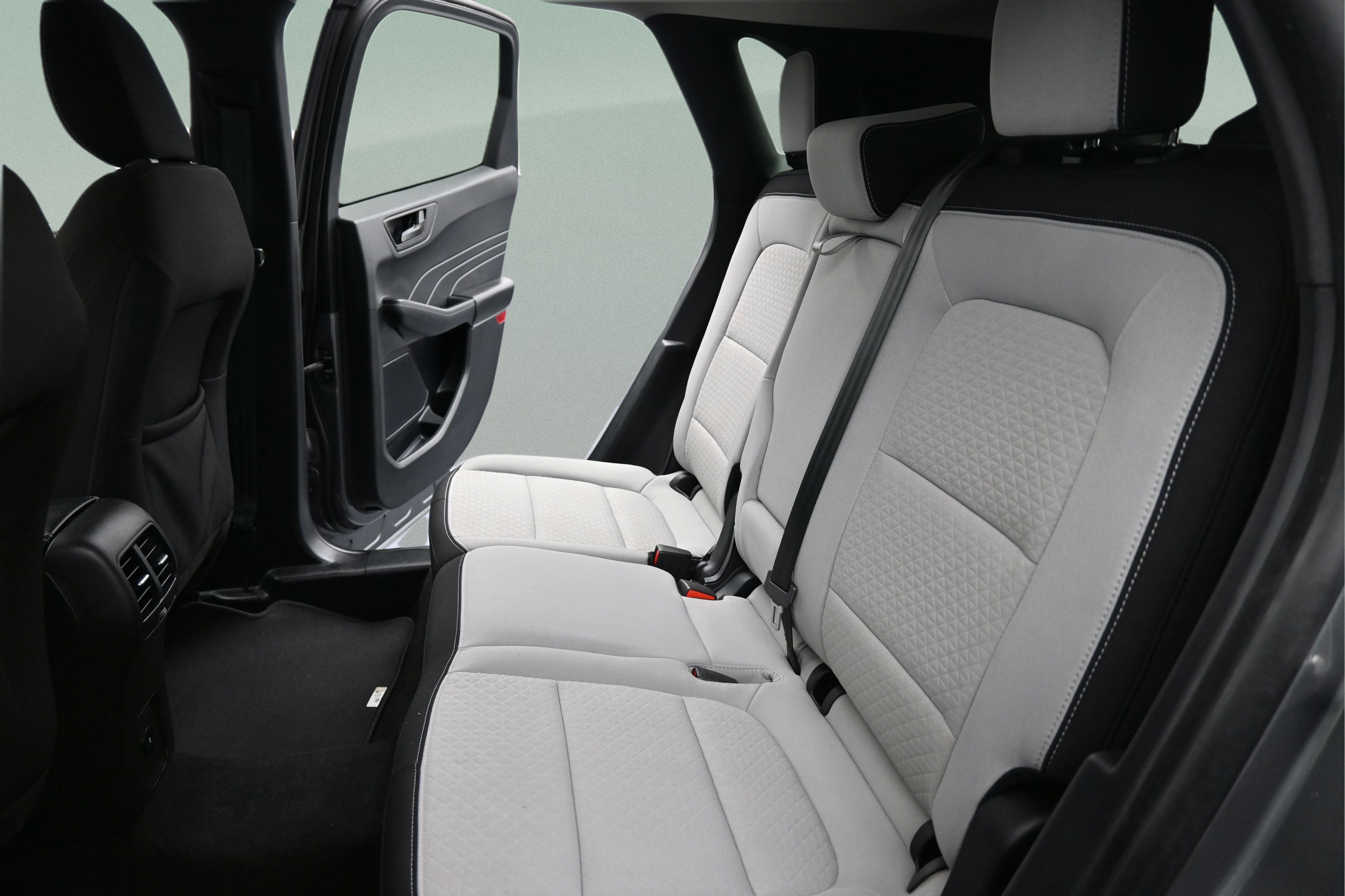 Used 2024 Ford Escape Active FWD image 23