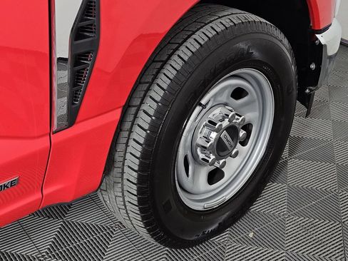 Used 2025 Ford F350 XL w/ XL Chrome Package RWD image 8