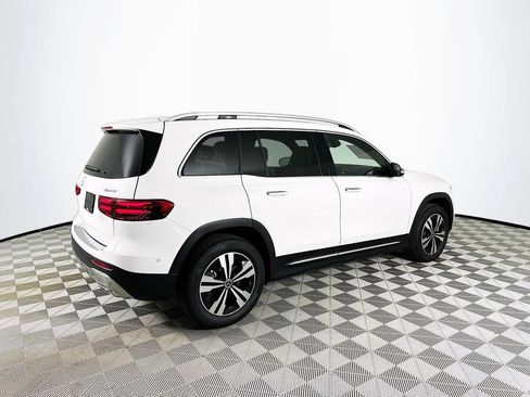Used 2026 Mercedes-Benz GLB 250 4MATIC image 7