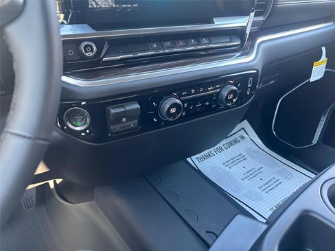 New 2026 Chevrolet Silverado 2500 LT image 24