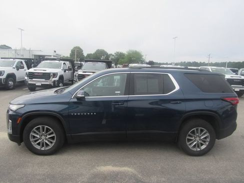 Certified 2023 Chevrolet Traverse LT w/ LPO, Floor Liner Package AWD/4WD image 3