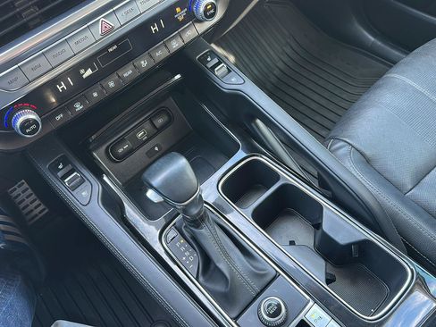 Used 2022 Kia Telluride SX image 26