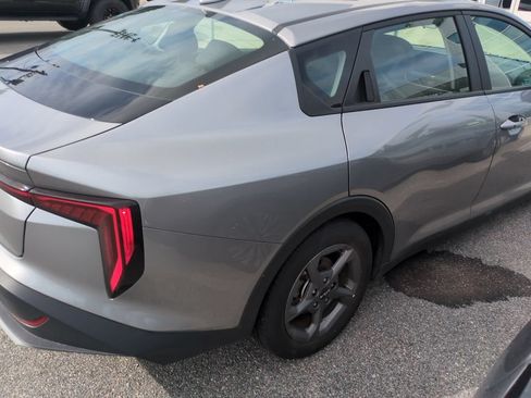Used 2025 Kia K4 FWD image 4