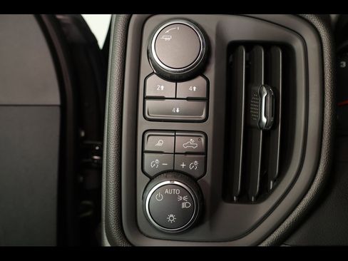 Used 2025 Chevrolet Silverado 2500 Custom w/ Custom Value Package image 26