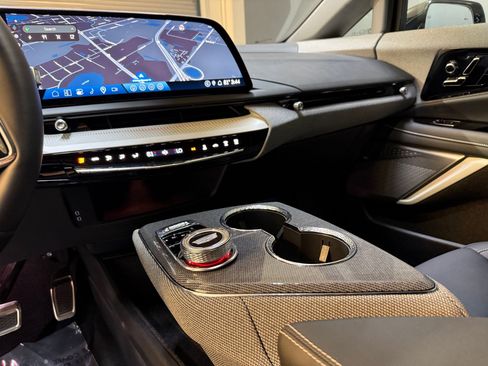 Certified 2025 Cadillac Optiq Luxury 1 image 31