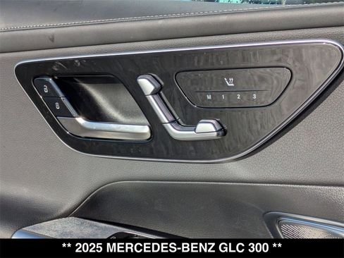 Certified 2025 Mercedes-Benz GLC 300 4MATIC image 14