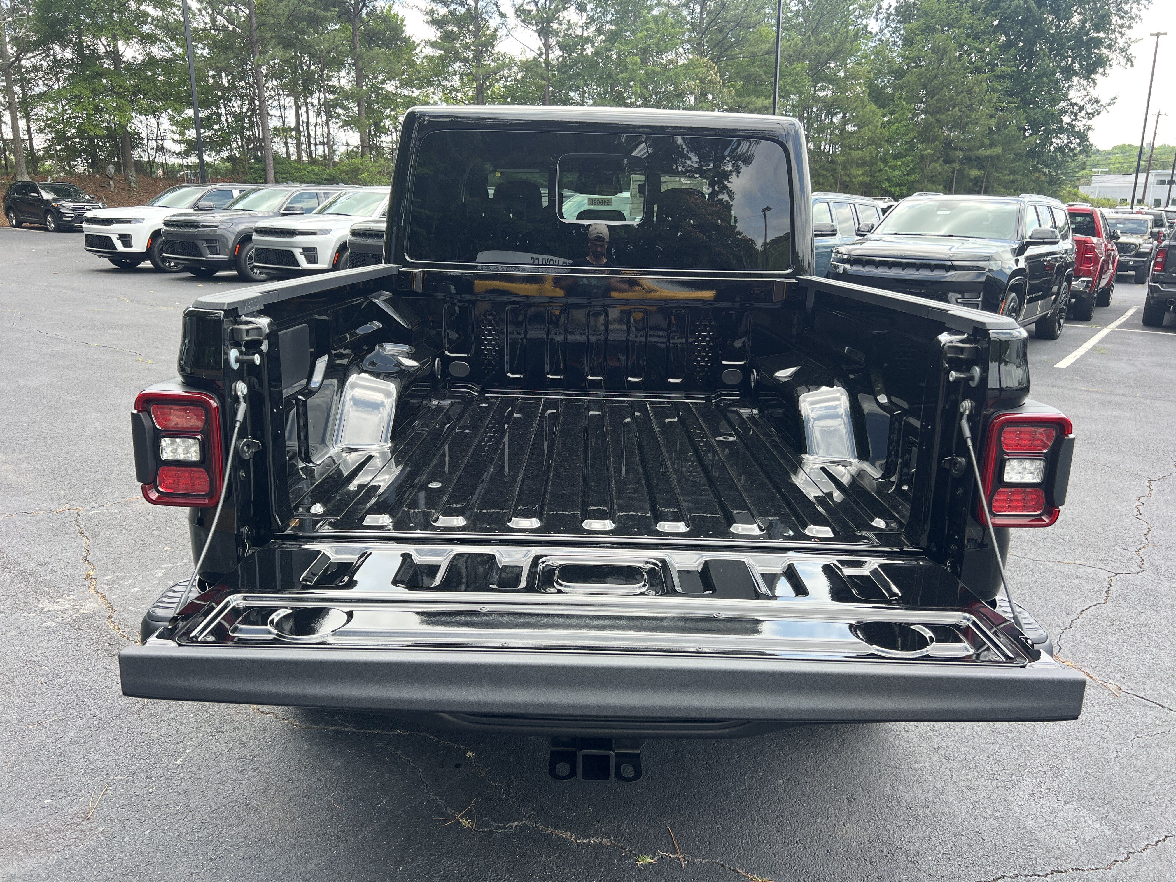 New 2026 Jeep Gladiator Mojave AWD/4WD image 17