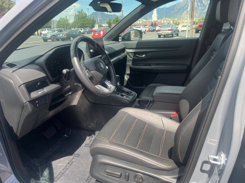 Used 2025 Honda CR-V Sport-L image 11