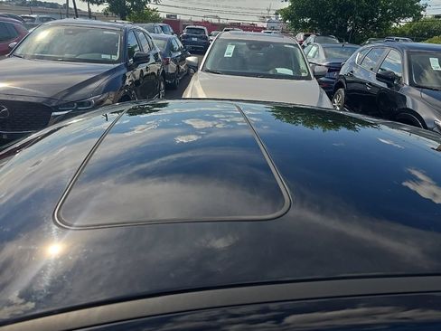 Used 2025 Hyundai Elantra SEL FWD image 6