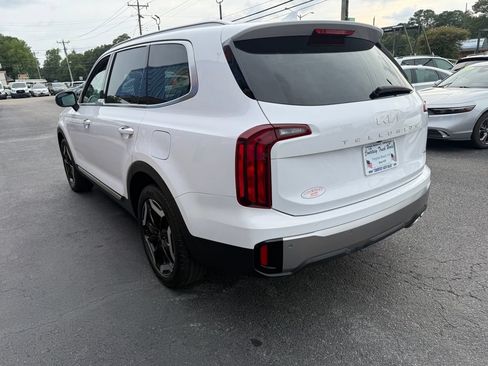 Used 2025 Kia Telluride S AWD/4WD image 5
