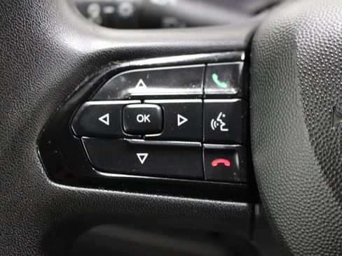 Used 2025 RAM ProMaster 2500 w/ Convenience Group FWD image 9