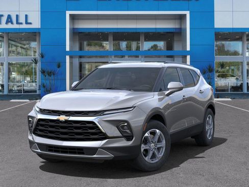 New 2025 Chevrolet Blazer LT w/ Convenience Package image 6