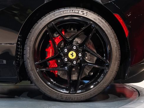 Certified 2023 Ferrari F8 Tributo RWD image 14