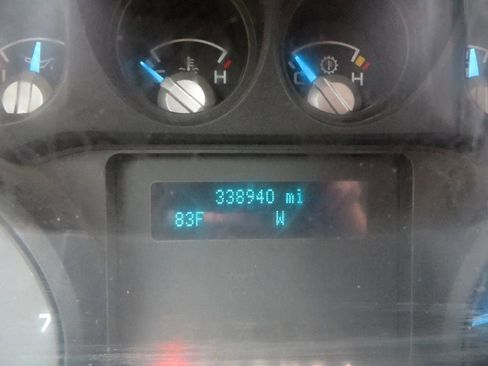 Used 2016 Ford F250 XLT AWD/4WD image 16
