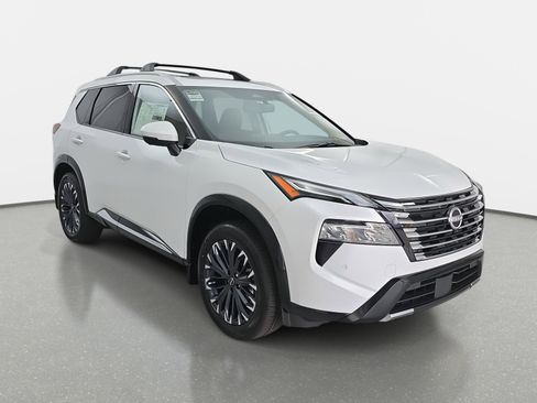 New 2026 Nissan Rogue Platinum w/ Platinum Premium Package image 3