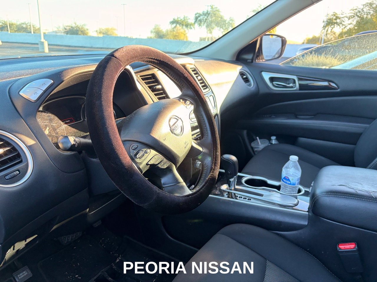 Used 2020 Nissan Pathfinder SV FWD image 9