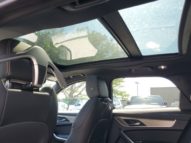 New 2026 Jaguar F-PACE R-Dynamic S AWD/4WD image 9