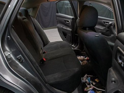 Used 2015 Nissan Altima 2.5 SV w/ Convenience Package image 18