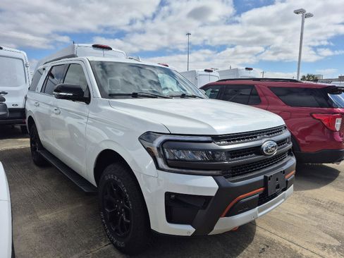 Certified 2024 Ford Expedition Timberline image 2