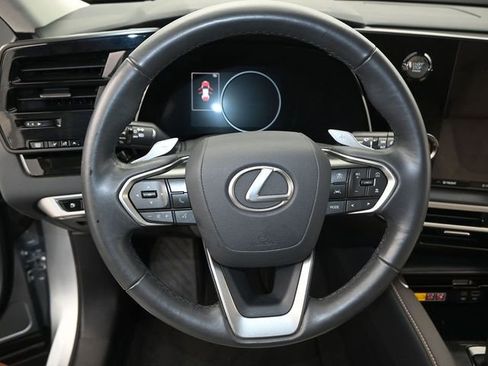 Used 2024 Lexus RX 350 FWD w/ Technology Package image 7