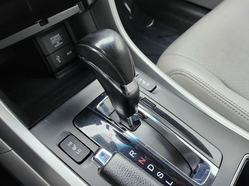 Used 2013 Honda Accord EX-L image 32