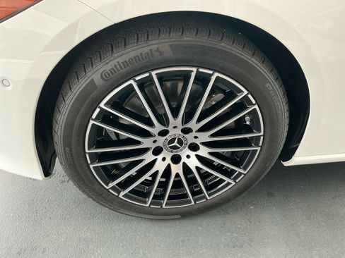 Used 2024 Mercedes-Benz C 300 Sedan image 24