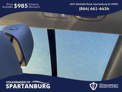 Used 2023 Volkswagen Tiguan SE image 15