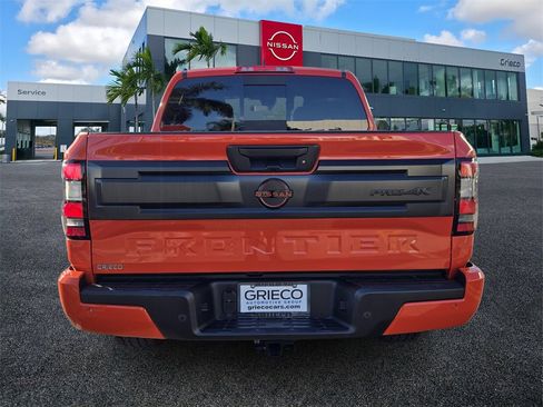 Certified 2025 Nissan Frontier PRO-4X w/ Pro Convenience Package image 6