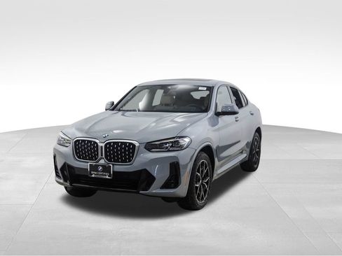 Certified 2025 BMW X4 xDrive30i image 1