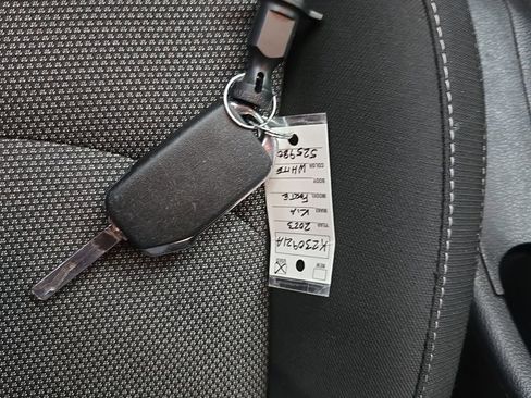 Certified 2023 Kia Forte LXS image 37