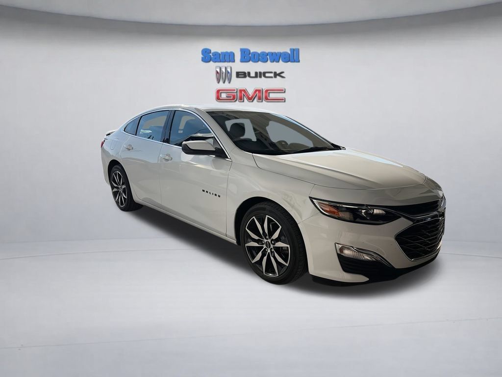 Used 2022 Chevrolet Malibu RS FWD image 3