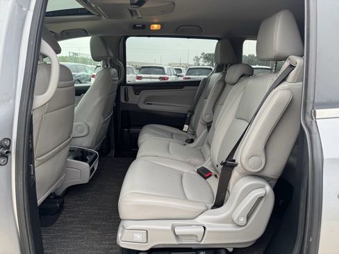 Certified 2021 Honda Odyssey Touring image 23