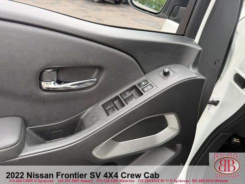 Used 2022 Nissan Frontier SV AWD/4WD image 15