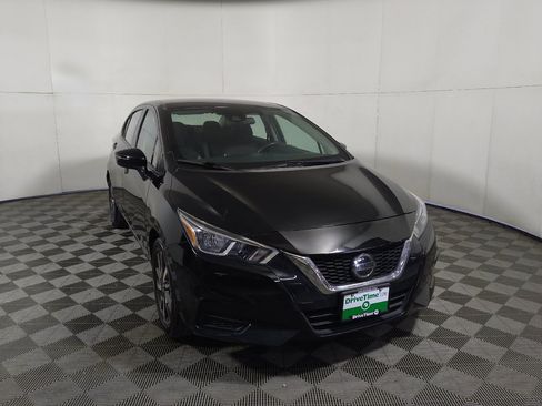 Used 2021 Nissan Versa SV FWD image 14