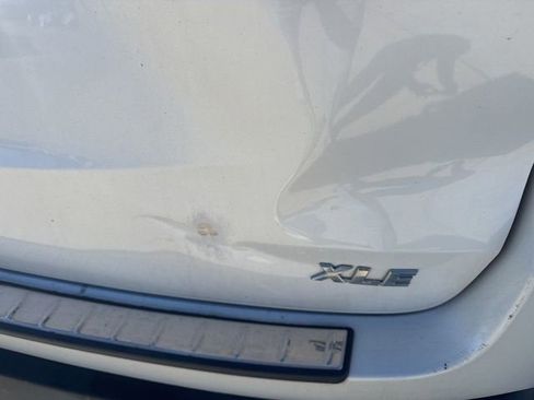 Used 2015 Toyota Highlander XLE image 7