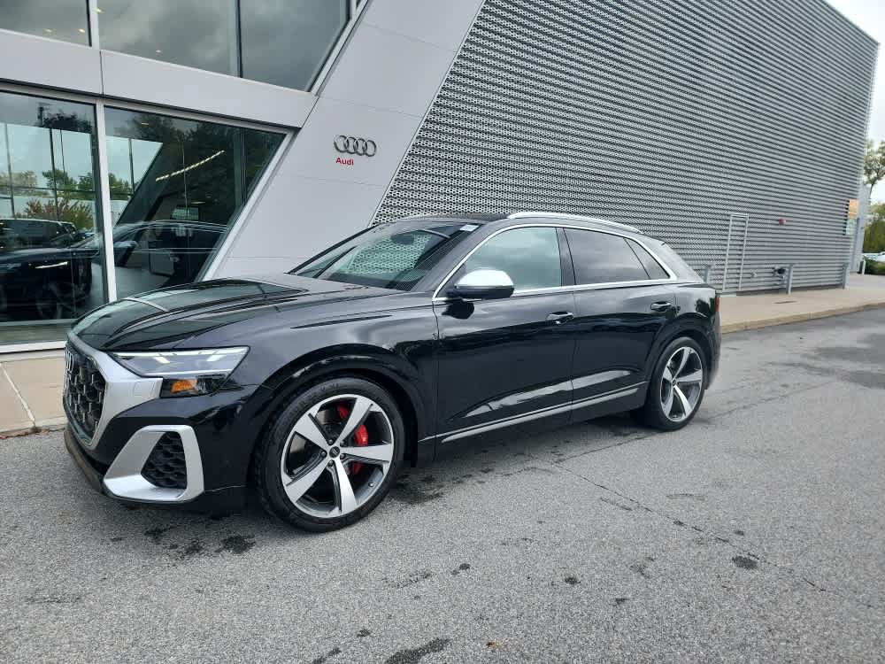 Used 2024 Audi SQ8 Premium Plus AWD/4WD image 1