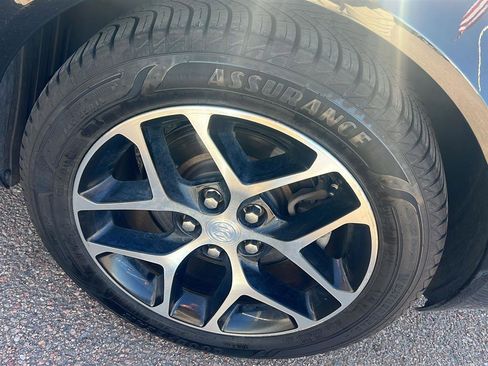 Used 2017 Buick Regal Sport Touring image 13