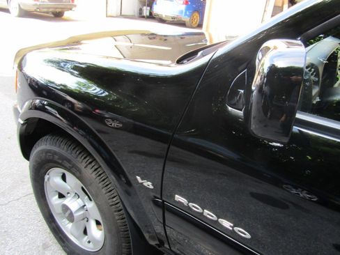 Used 1998 Isuzu Rodeo LS AWD/4WD image 10