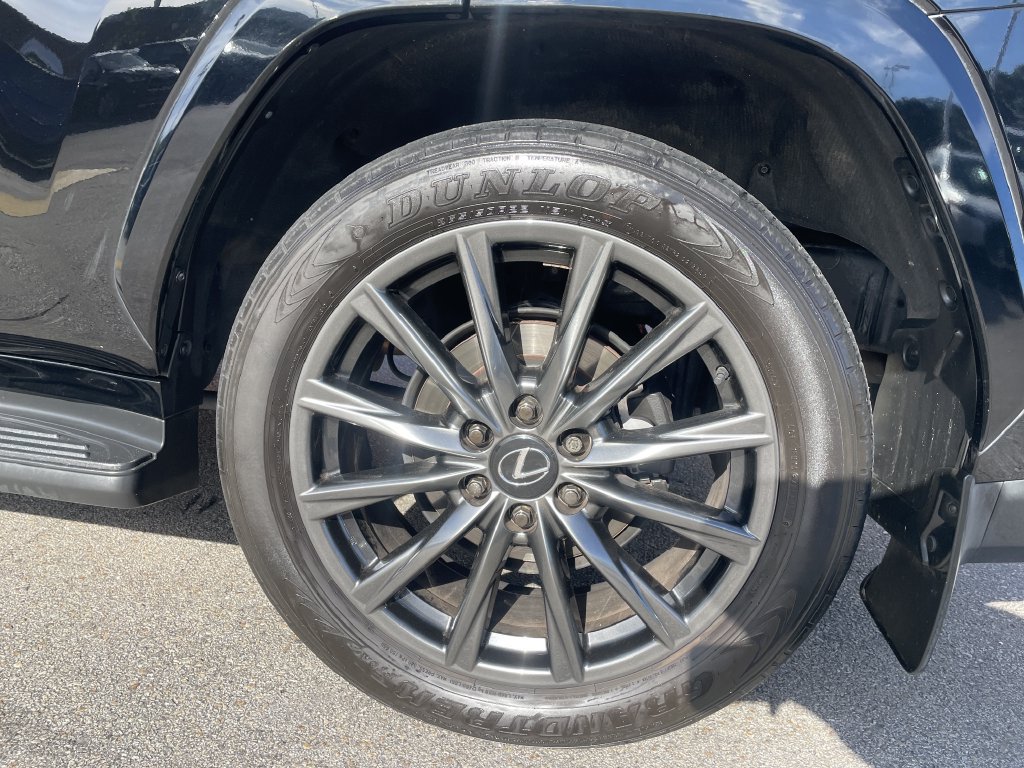 Used 2024 Lexus LX 600 F Sport AWD/4WD image 10