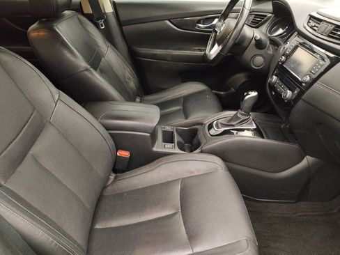 Used 2017 Nissan Rogue SL FWD image 21