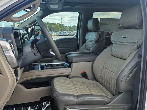New 2026 Ford F350 Platinum w/ Platinum Plus Package image 5