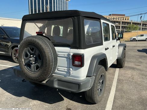 Used 2024 Jeep Wrangler Unlimited Sport AWD/4WD image 6