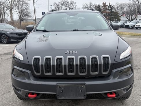 Used 2018 Jeep Cherokee Trailhawk w/ Quick Order Package 27L image 3