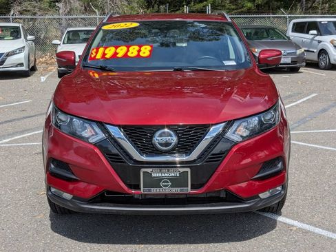 Certified 2022 Nissan Rogue Sport SV w/ Technology Package AWD/4WD image 3