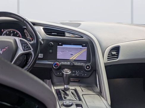 Used 2018 Chevrolet Corvette Z06 image 17