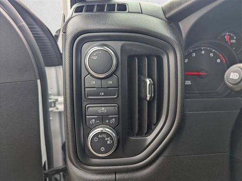 Used 2024 GMC Sierra 2500 Pro image 11